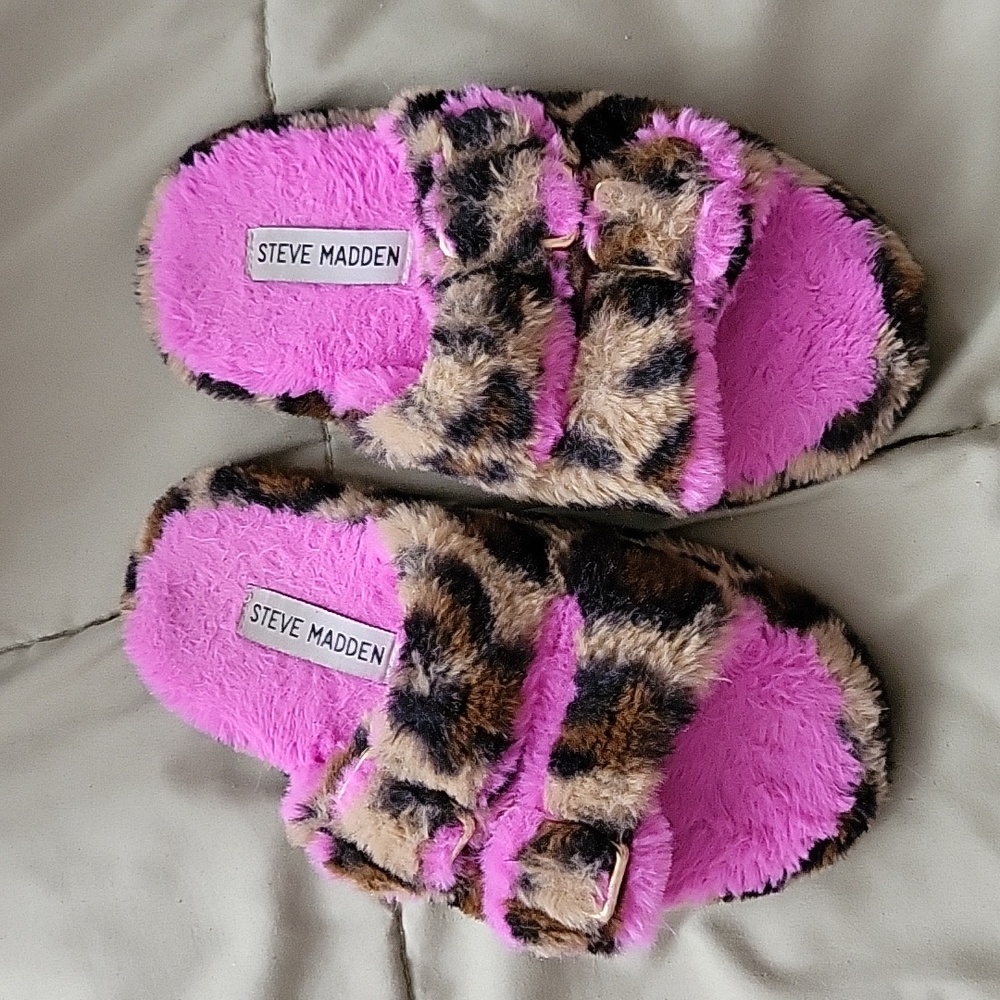 Steve Madden kids slippers